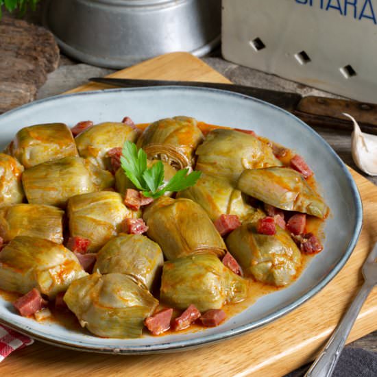 ALCACHOFAS CON JAMÓN - Recipe photo by JUEGODESABORES