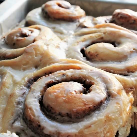 Cappuccino Cinnamon Rolls - Recipe photo by MyRecipeReviews