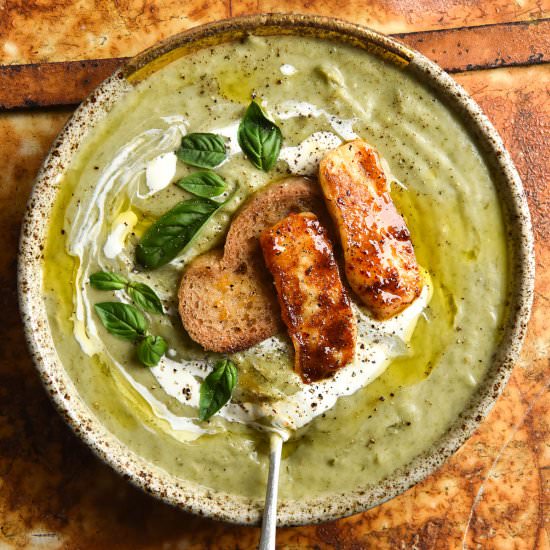 FODMAP Leek and potato soup - Recipe photo by georgeats