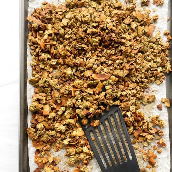 Matcha Granola - Recipe photo by frozen_bananas_