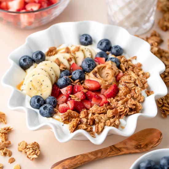 Fruit and Granola Yogurt Bowls - Recipe photo by peasandcrayons
