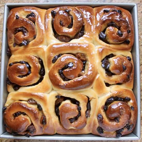 chelsea buns - Recipe photo by christinascucina