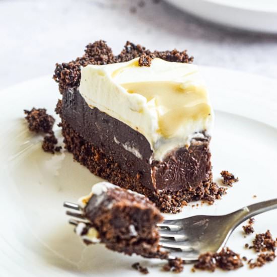 No bake chocolate tahini tart - Recipe photo by Annikaeats