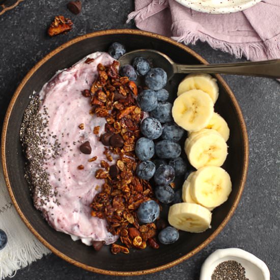 Yogurt with Granola - Recipe photo by suebeehomemaker