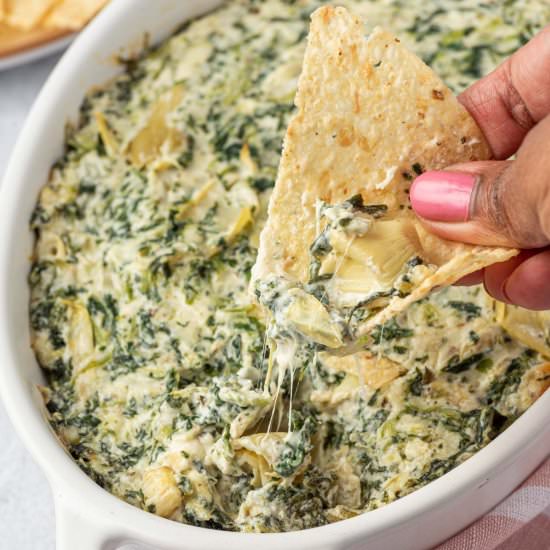 BAKED SPINACH AND ARTICHOKE DIP - Recipe photo by healthyfitnessmeals