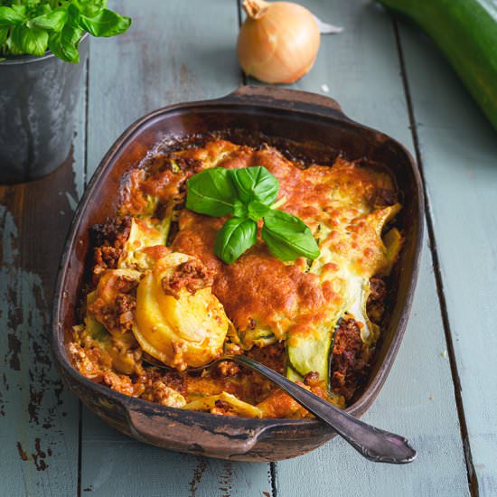 Välimerellinen jauheliha-perunavuok - Recipe photo by hellapoliisi