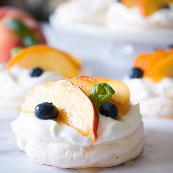 Mini Fresh Peach Pavlovas - Recipe photo by sipandsanity