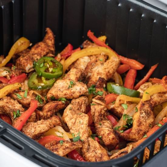 Air Fryer Chicken Fajitas - Recipe photo by stateofdinner