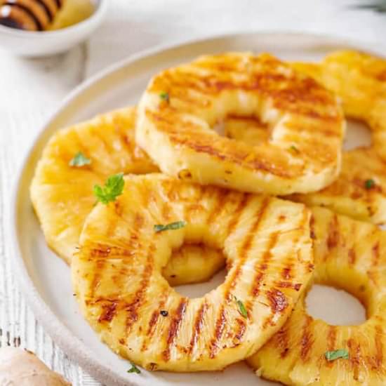 Easy Grilled Sweet Ginger Pineapple - Recipe photo by allweeat