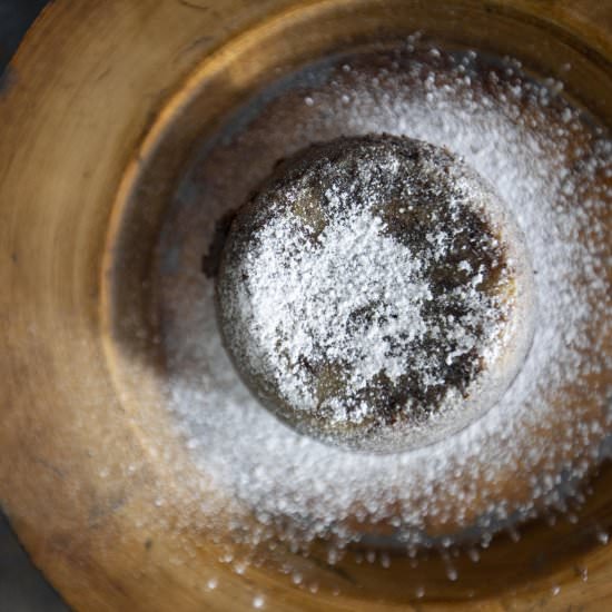 Molten chocolate cakes - Recipe photo by foodmakesmehappy