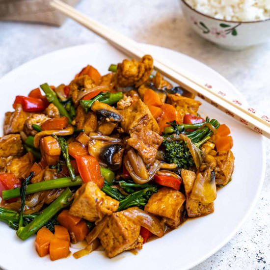 Vegan Chop Suey - Recipe photo by Sixhungryfeet