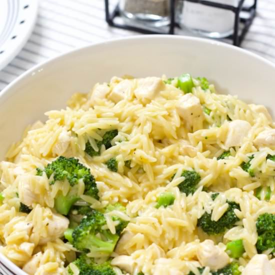 cheesy chicken & broccoli orzo - Recipe photo by mindyscookingobsession