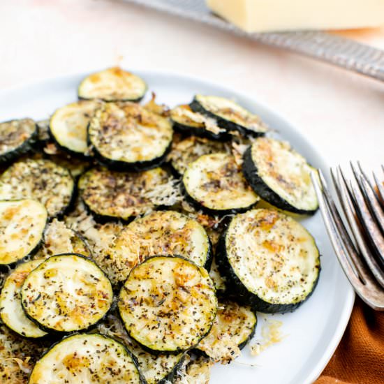 Parmesan Zucchini Bites - Recipe photo by megseverydayindulgence
