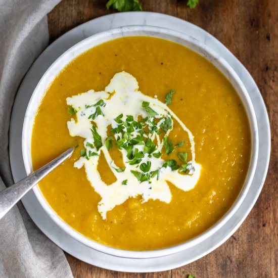 Carrot and Parsnip Soup - Recipe photo by veggie desserts
