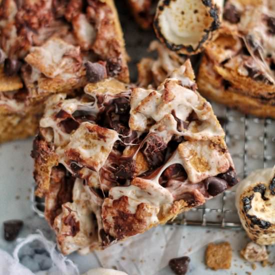 Graham Krispie Treats - Recipe photo by Ereese