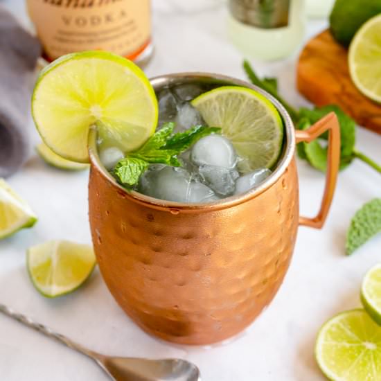 How to make a Moscow Mule - Recipe photo by KyleeCooks