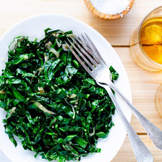 How to Cook Collard Greens - Recipe photo by TheFrayedApron