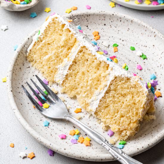 Mini Vanilla Cake - Recipe photo by cookiedoughdiaries
