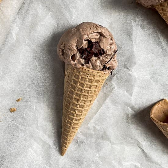 Nutella No-Churn Ice Cream - Recipe photo by The Hungary Buddha