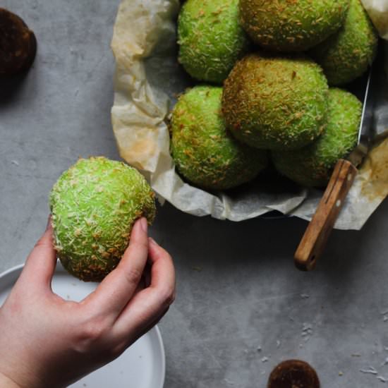Klepon Bread Rolls - Recipe photo by doughnotbemad