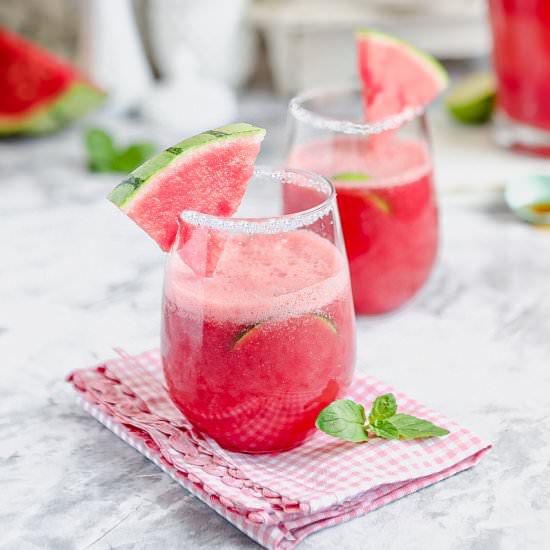 Sugar-Free Watermelon Agua Fresca - Recipe photo by oohlalaitsvegan