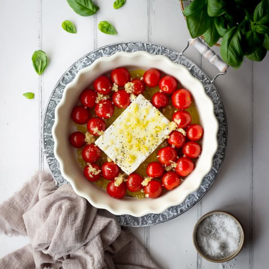 Easy Feta Tomato Pasta - Recipe photo by KitchenMason