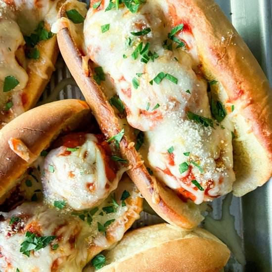 Crockpot Turkey Meatball Subs - Recipe photo by Sugarylogic