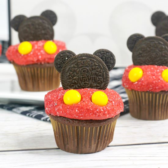 Mickey Cupcakes - Recipe photo by BakingBeauty