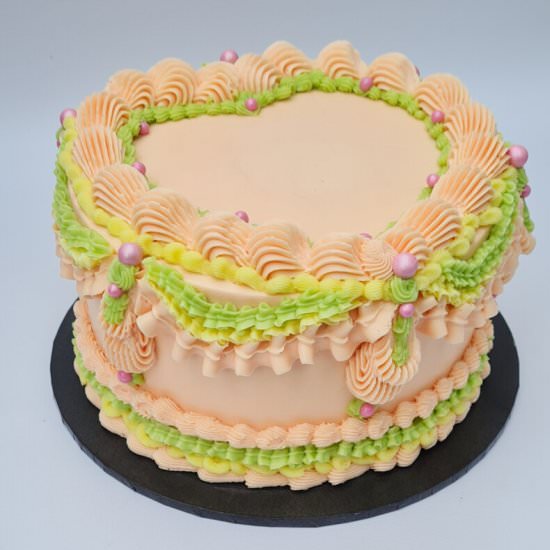 Simple Meringue Buttercream - Recipe photo by Daisy Cake Company
