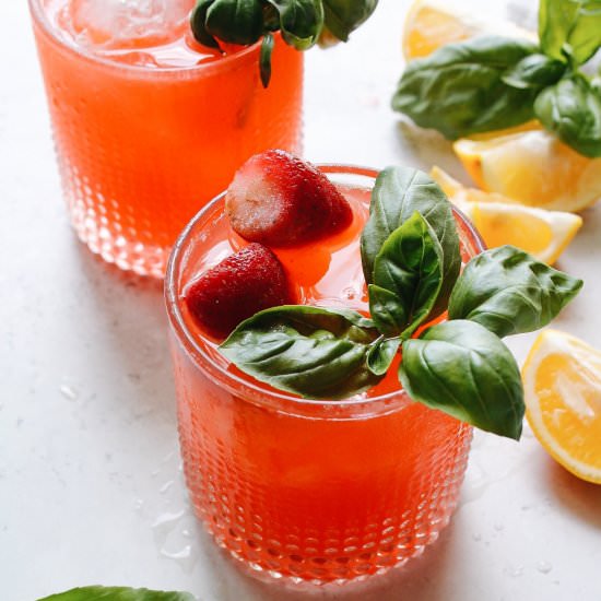 Strawberry Basil Lemonade - Recipe photo by thefigjar
