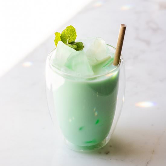 Crème de Menthe Milk - Recipe photo by LifesLittleSweets
