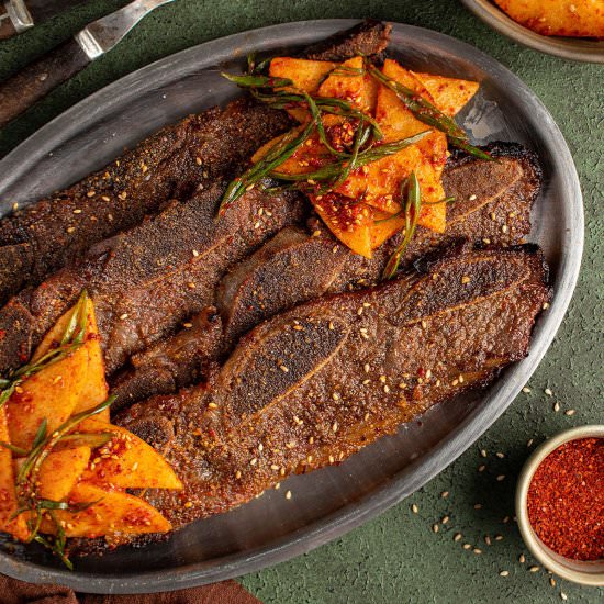 Shiitake crusted short ribs - Recipe photo by cherryonmysundae