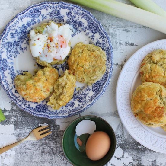 Pesto cheese and leeks scones - Recipe photo by hornoMX