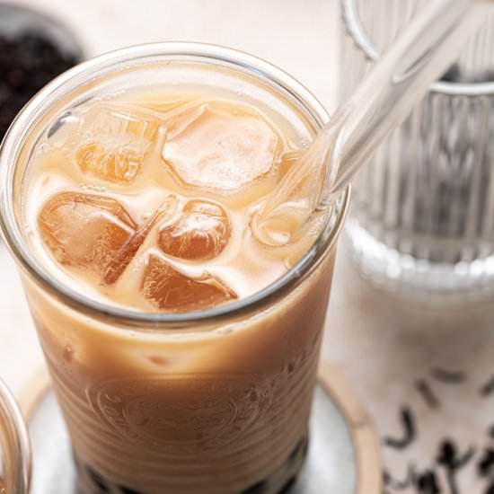 The BEST Oolong Bubble Milk Tea – B - Recipe photo by myveganminimalist
