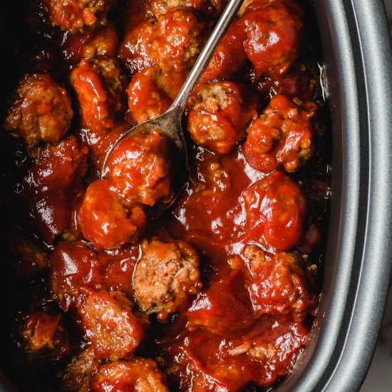 Crock Pot BBQ Meatballs for a Party - Recipe photo by Neighborfood