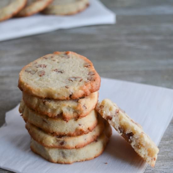 keto pecan shortbread cookies - Recipe photo by heyketomama