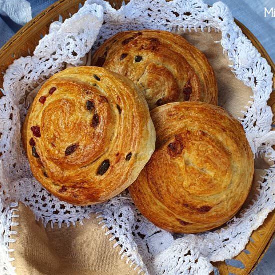 tutti frutti buns - Recipe photo by Mildlyindian