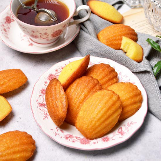 Vanilla Madeleines - Recipe photo by Jaja Bakes