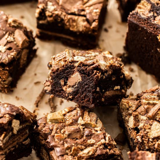 Kit Kat Brownies - Recipe photo by sugarsaltmagic
