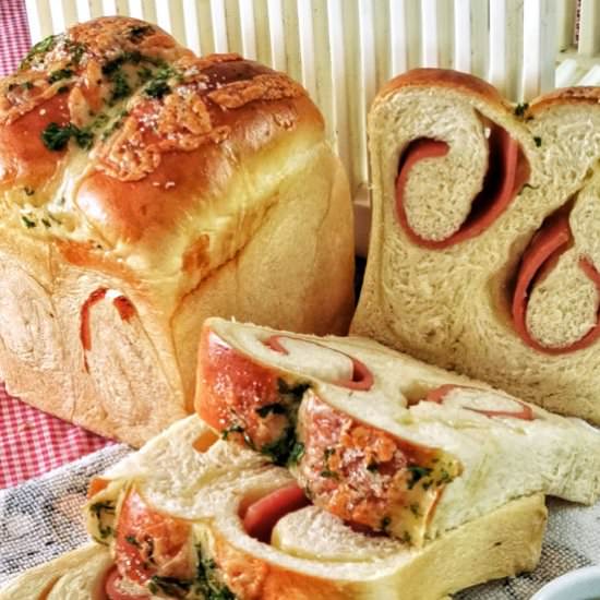 Ham and cheese loaf - Recipe photo by Taste of Asian Food