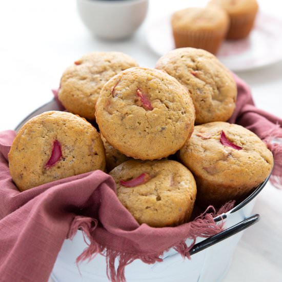Keto Rhubarb Muffins - Recipe photo by fooddreamer