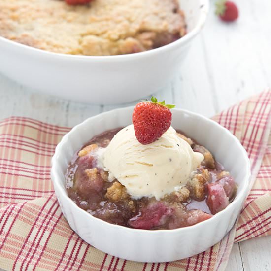Keto Strawberry Rhubarb Dump Cake - Recipe photo by fooddreamer