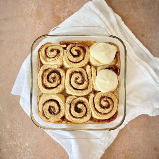 Vegan Cinnamon Rolls without Yeast - Recipe photo by serenetrail