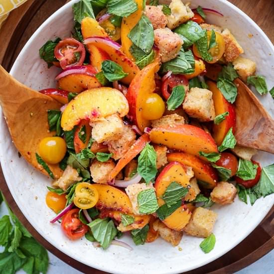 Peach and Tomato Panzanella - Recipe photo by wellvegan