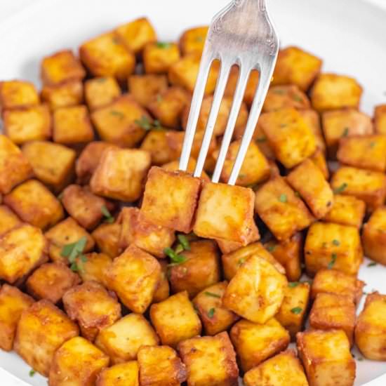 Easy Air Fryer Tofu - Recipe photo by theplantbasedschool