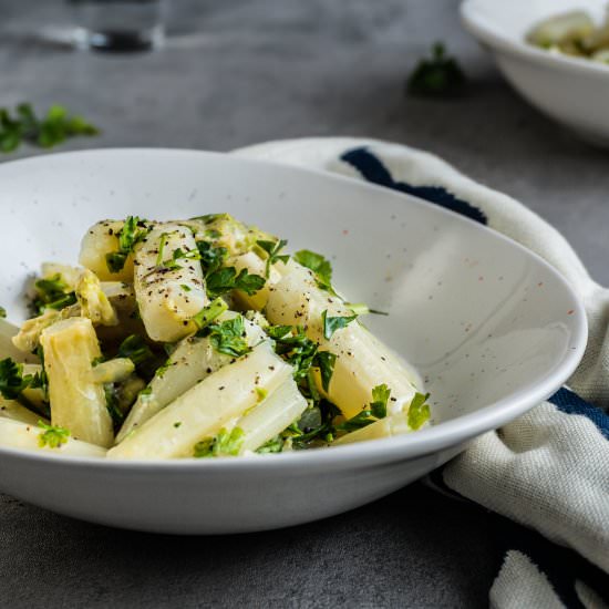 Tangy White Asparagus Salad - Recipe photo by Lifeandlemons