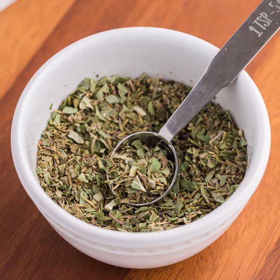 Italian Seasoning - Recipe photo by simplystacie