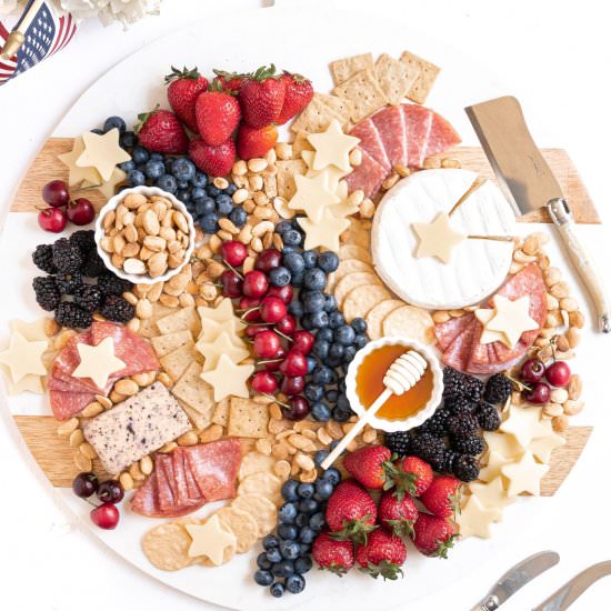 Patriotic Charcuterie Board - Recipe photo by rebeccataig.com
