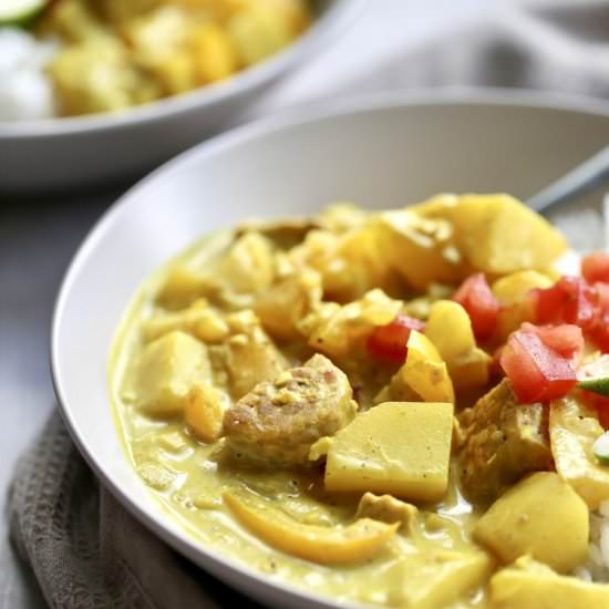 1-Pot Vegan Massaman Curry - Recipe photo by theconscientiouseater