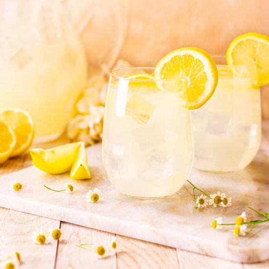 Tequila Lemonade - Recipe photo by Burrata and Bubbles
